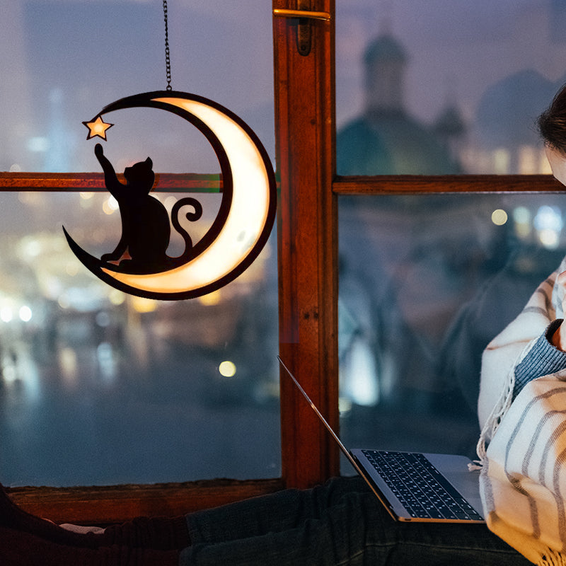 Lisslune | MoonlitWhiskers – Magical LED lights for cats and crescent moon