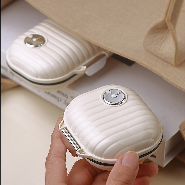 Lisslune | Portable daily pill box