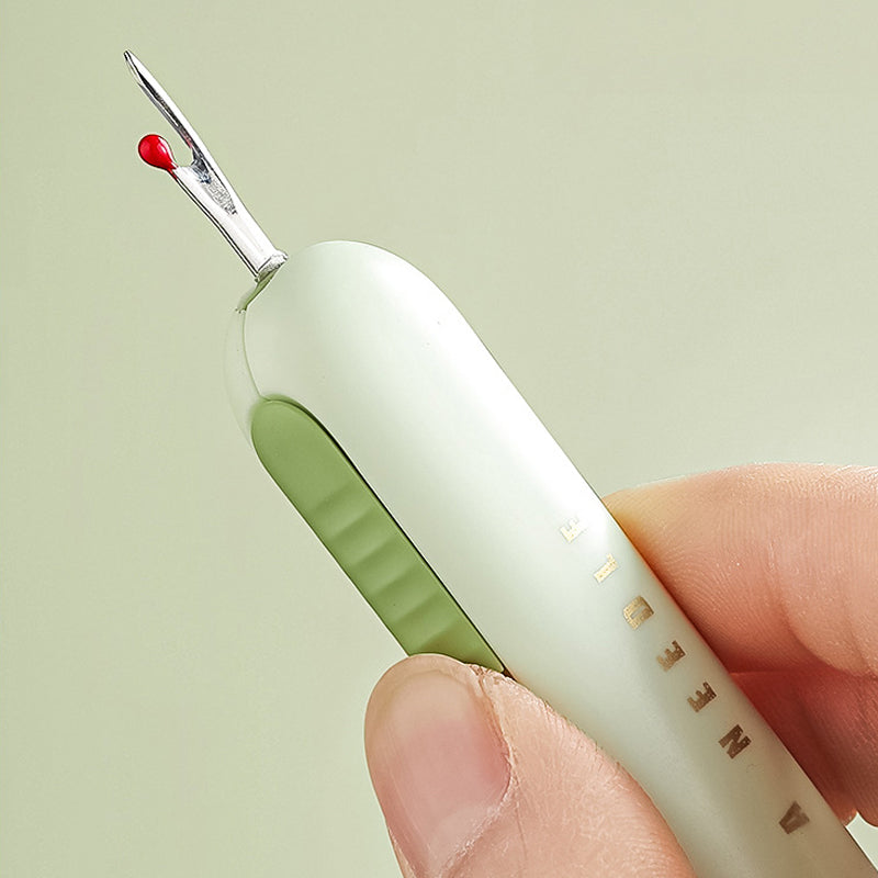Lisslune | 2 In 1 Needle Threader Seam Ripper