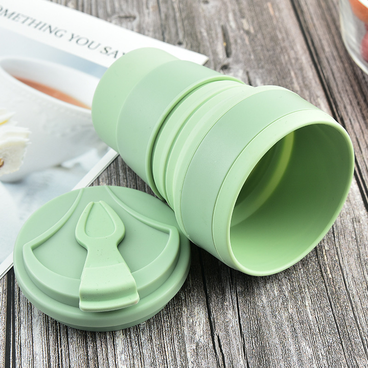 Lisslune | Collapsible silicone cup for outdoor use