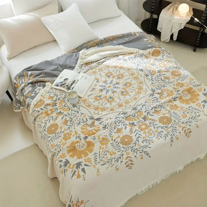 Lisslune | Versailles-Inspired Reversible Floral Blanket