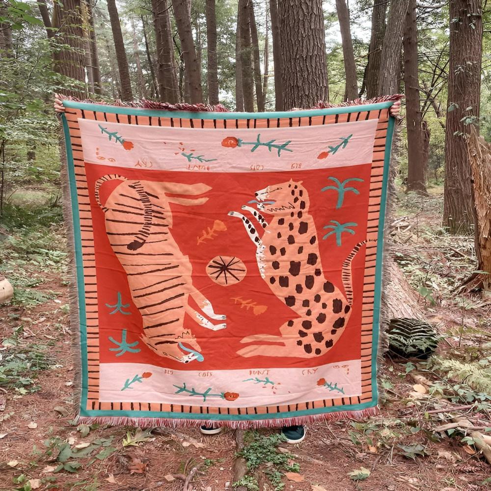 Lisslune | Leopard Woven Tassel Blanket