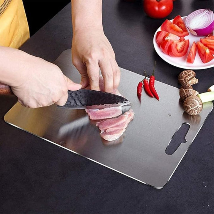 Lisslune | TitanPro – High-quality cutting board made of German stainless steel