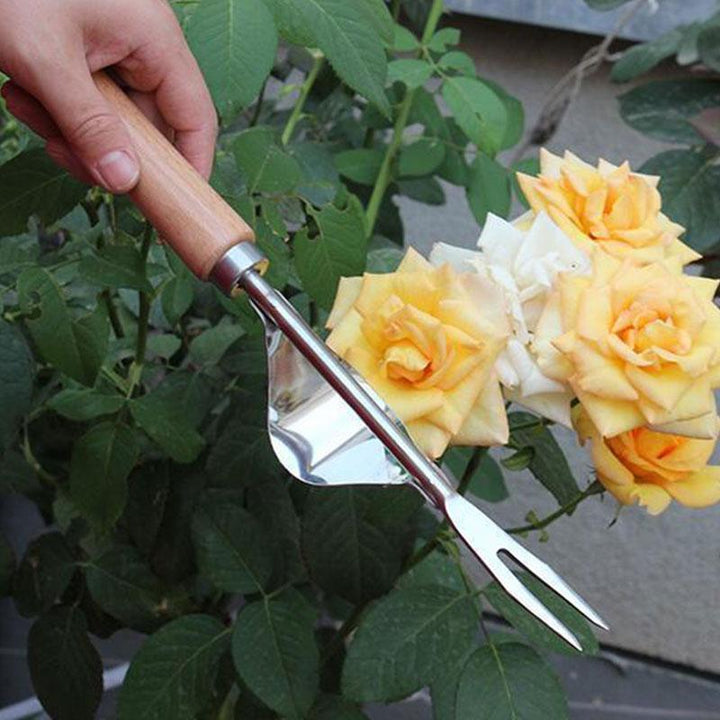 Lisslune | Weed puller with natural wood handle