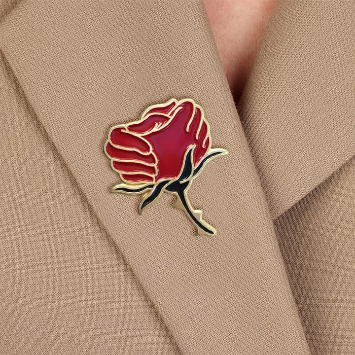 Lisslune | Enamel and crystal brooch with red rose