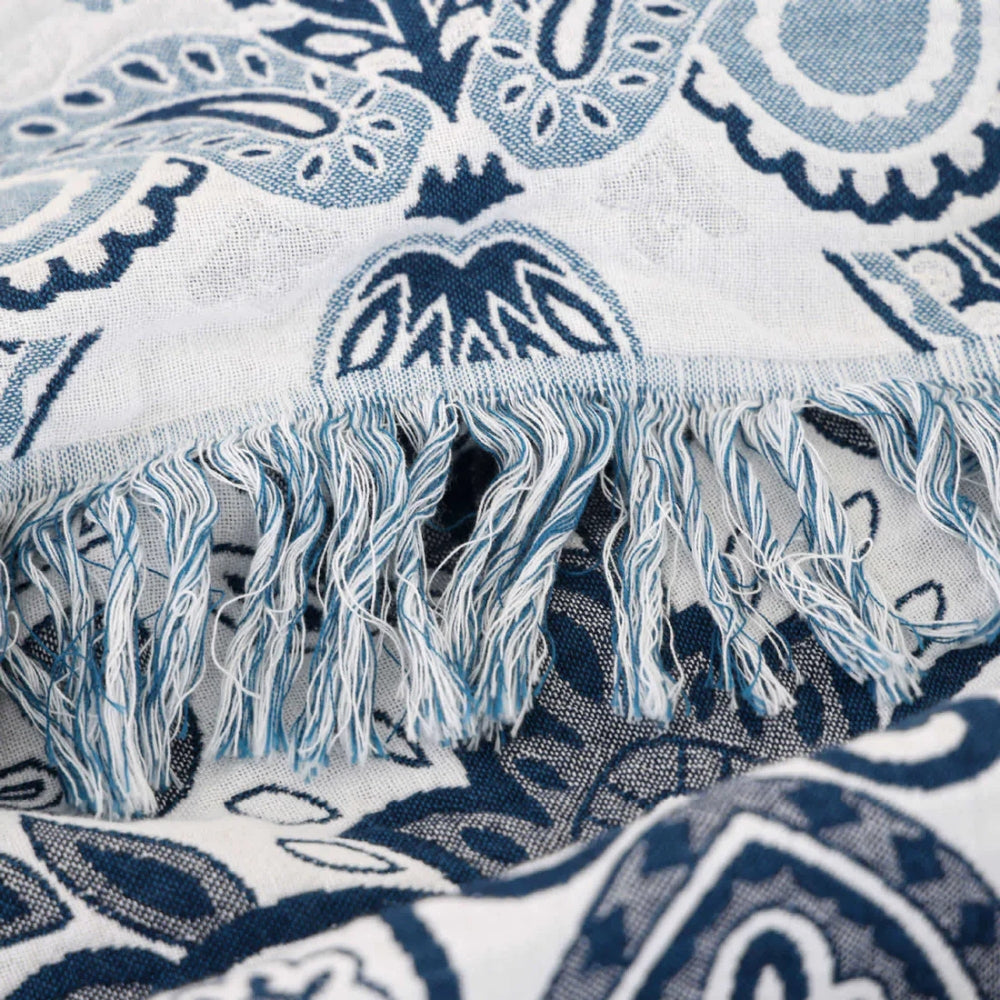 Lisslune | Paisley Dream Cotton Tassel Blanket