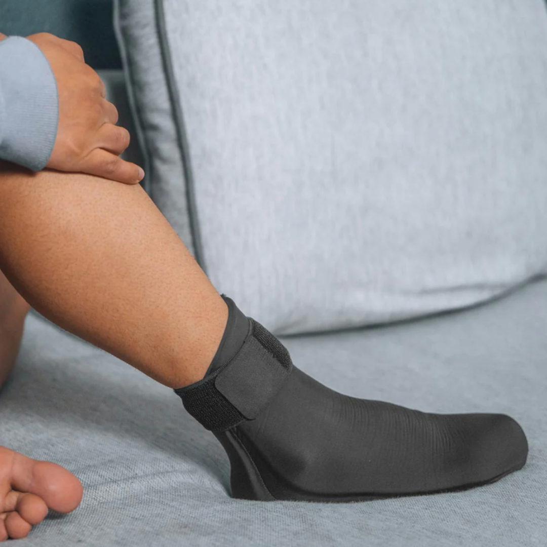 Lisslune | Cooling & Warming Foot Brace | Adjustable, Breathable & Ideal for Injury Recovery