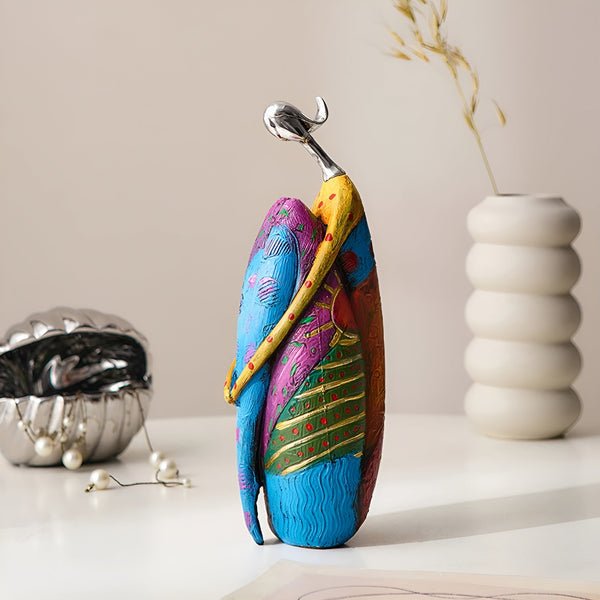 Lisslune | SculptaLume – Elegant resin statue for stylish home decor