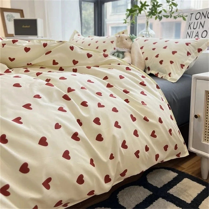 Lisslune | Velvet Heart - Plus heart-inspired duvet cover