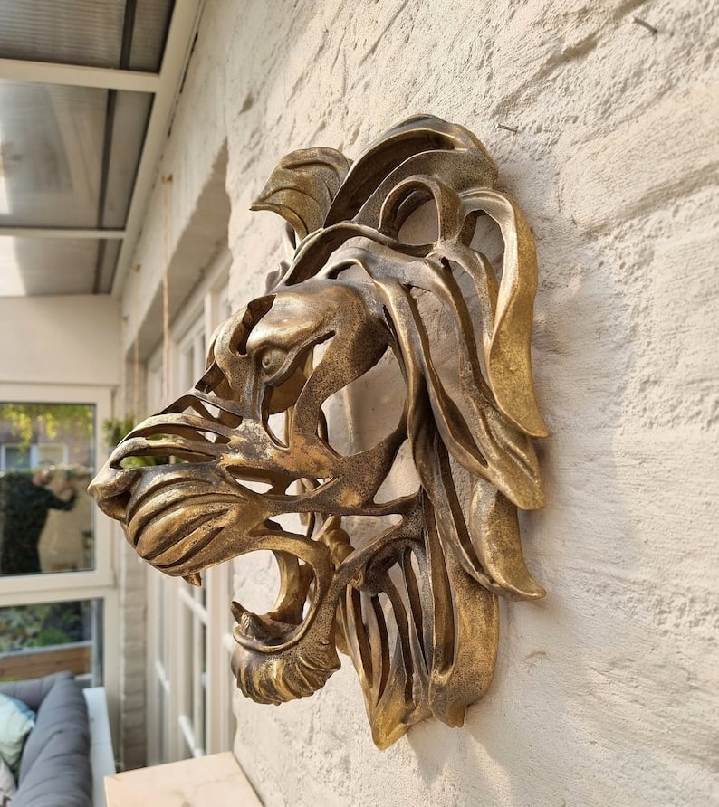 Lisslune | Rare Find-Large Lion Head Wall Mounted Art Sculpture