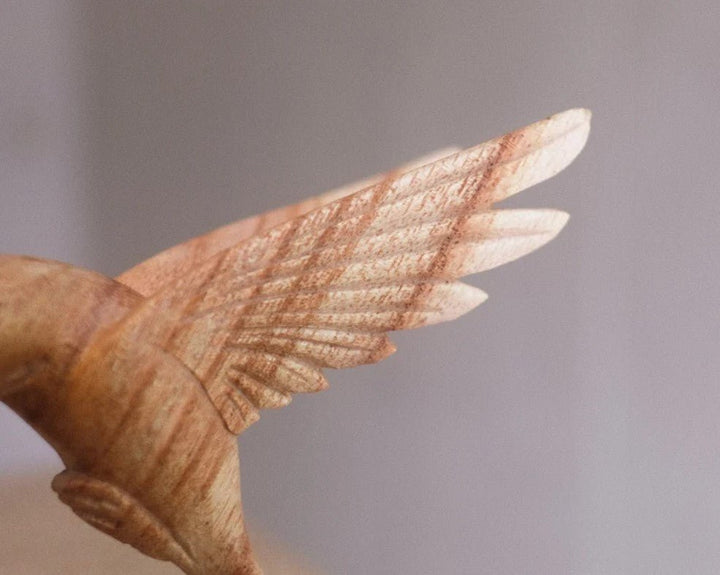 Lisslune | Hummingbird Feeding on a Flower, Handmade Sculpture