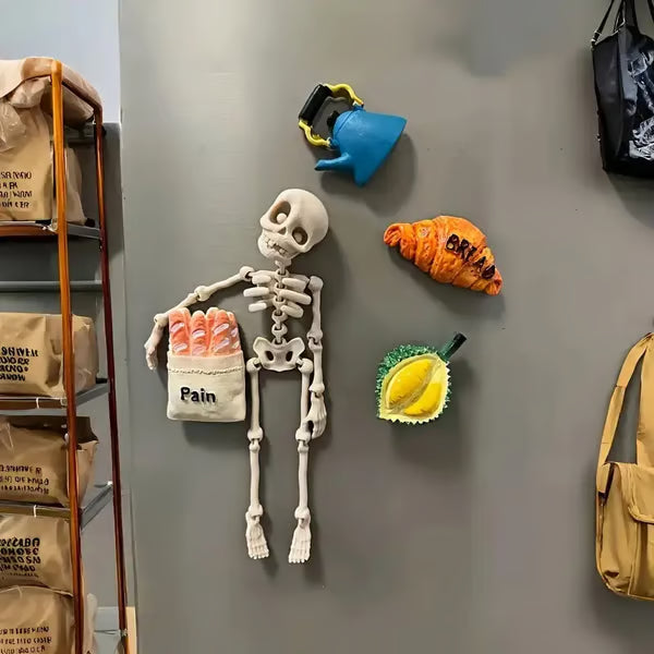 Lisslune | 3D printed vintage skeleton magnetic figure