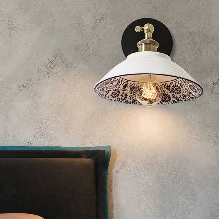 Skørter | 1 Light Wall Mount Lighting Vintage Restaurant Wall Lamp Fixture with Wave/Scalloped Bowl/Ceramic Shade in White