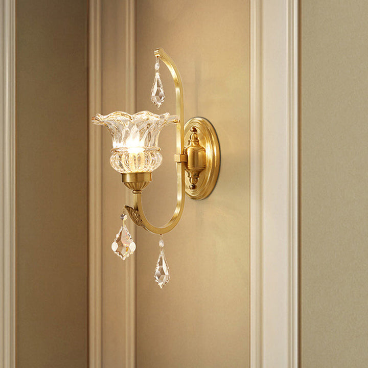 Skørter | Fluted Crystal Wall Mounted Light Fixture Classic 1 Head Dining Room Wall Lamps in Gold with Curved Arm