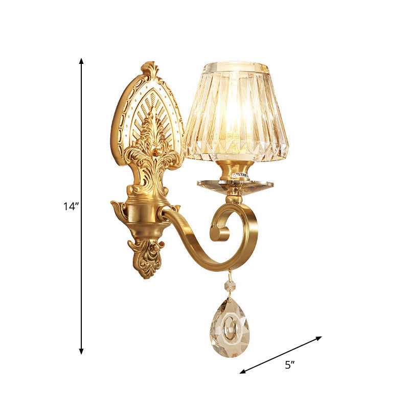 Skørter | 1-Bulb Wall Mounted Lighting Country Style Cone Facet Crystal Wall Lamp Fixture in Gold with Swivel Arm
