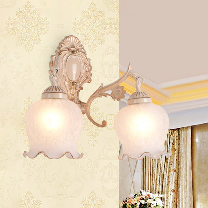 Skørter | 1/2-Bulb Flower Wall Lamp Fixture Traditional White Glass Wall Lamp Lighting for Living Room