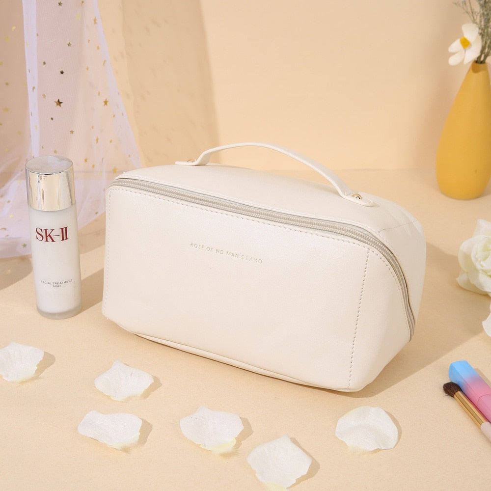 Lisslune | Luxeglam | Storage box for makeup