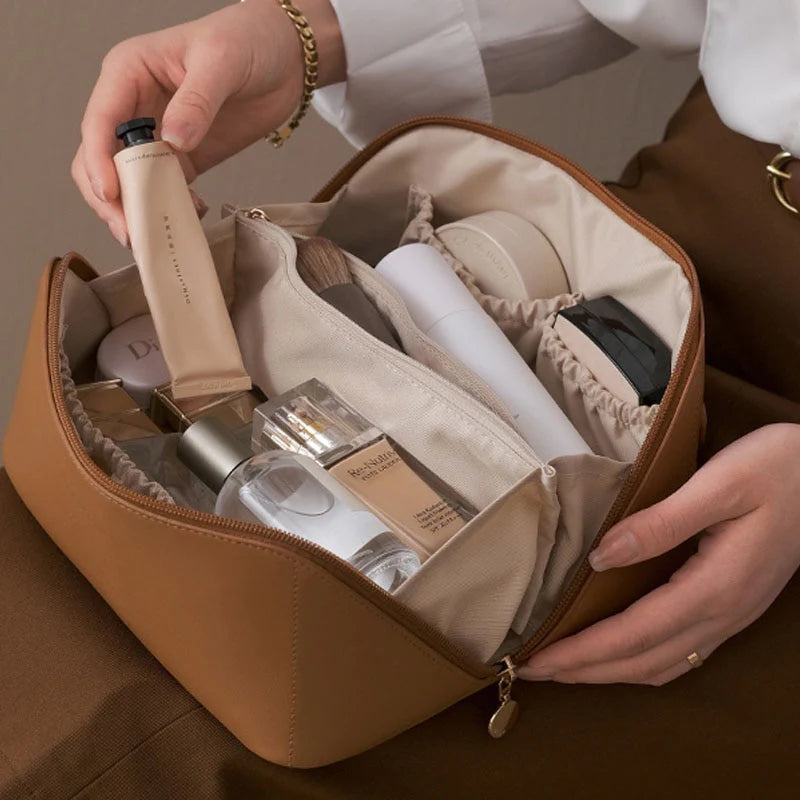 Lisslune | Luxeglam | Storage box for makeup
