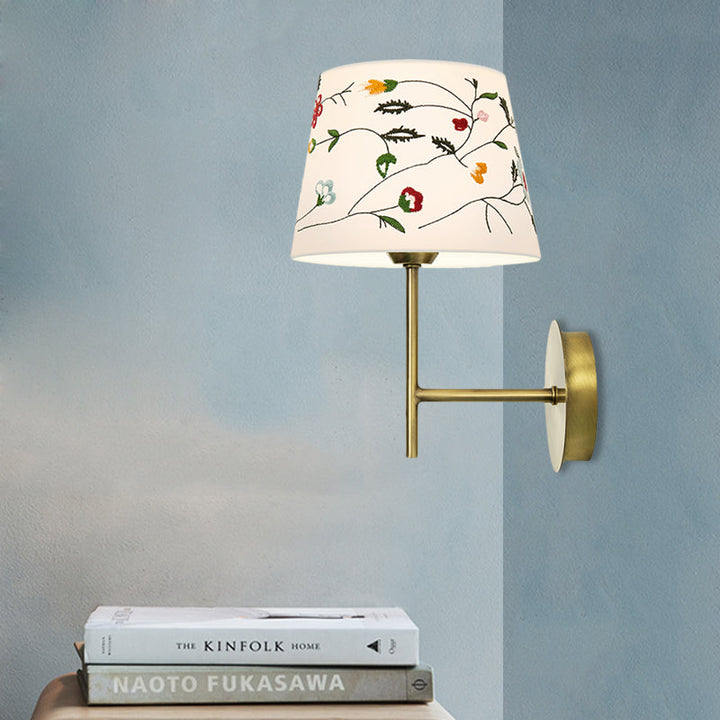Skørter | Drum Night Head Wall Lamp Modern Nordic Embroidery Fabric 1-Head Gold Wall Lighting Ideas