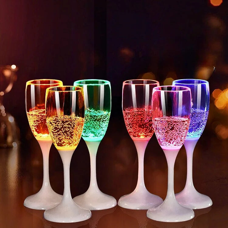 Lisslune | GlowSip - LED-lit wine glass set (6 pieces)
