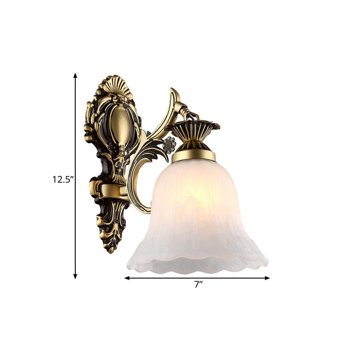 Skørter | Cream Glass Flower Shaped Wall Lamp Vintage 1/2 Cups Indoor Wall Lighting in Bronze
