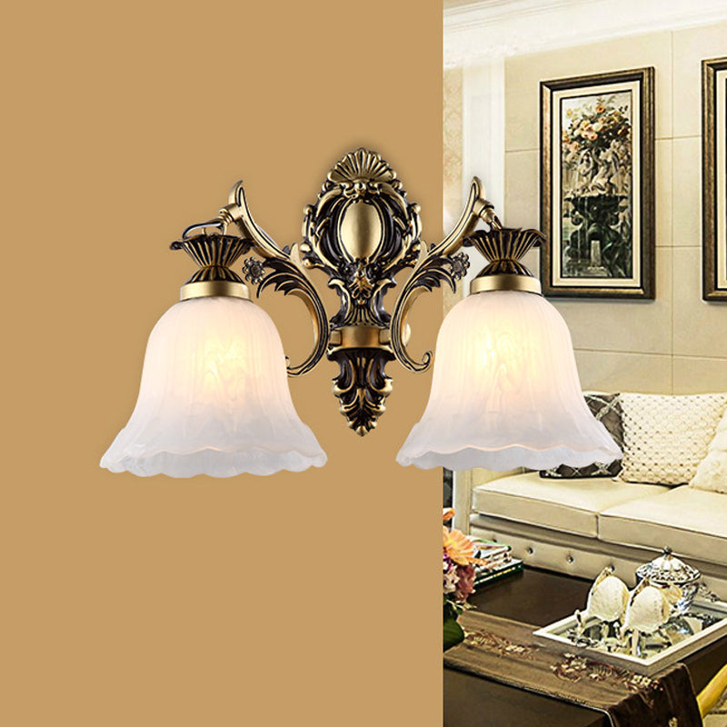 Skørter | Cream Glass Flower Shaped Wall Lamp Vintage 1/2 Cups Indoor Wall Lighting in Bronze