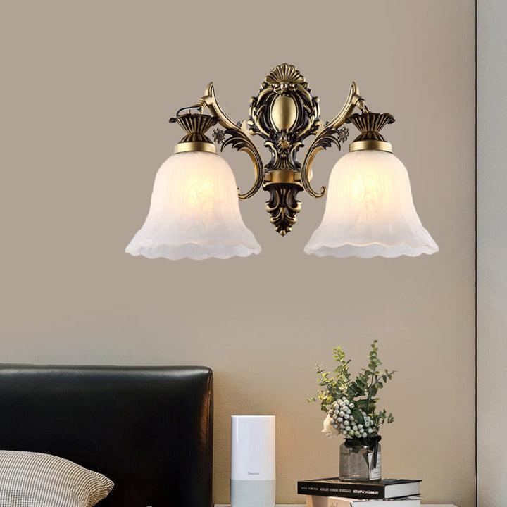 Skørter | Cream Glass Flower Shaped Wall Lamp Vintage 1/2 Cups Indoor Wall Lighting in Bronze