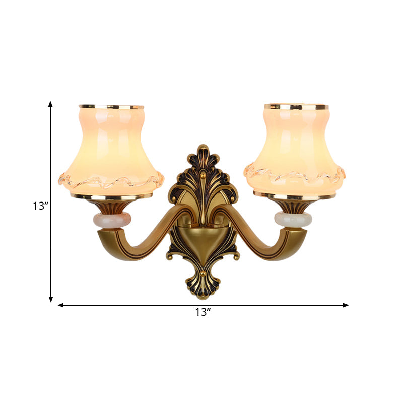 Skørter | Frosted Glass Urn-Shaped Wall Lamp Vintage Style 1/2-Bulb Living Room Wall Mounted Lighting in Brass
