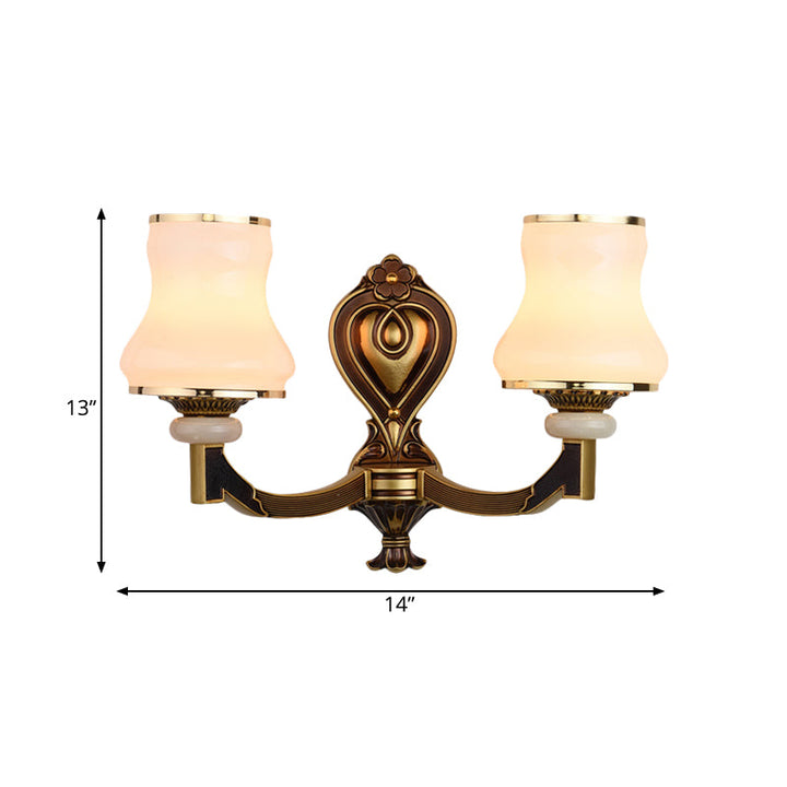 Skørter | Frosted Glass Urn-Shaped Wall Lamp Vintage Style 1/2-Bulb Living Room Wall Mounted Lighting in Brass