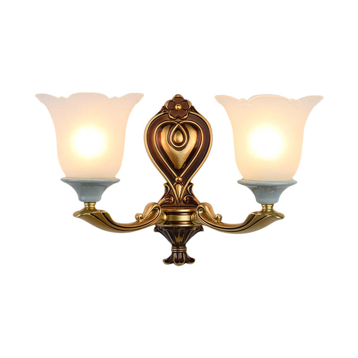 Skørter | 1/2-Head Wall Lamp Traditional Flower Shape Opal Glass Top Wall Mount Light Fixture in Brass