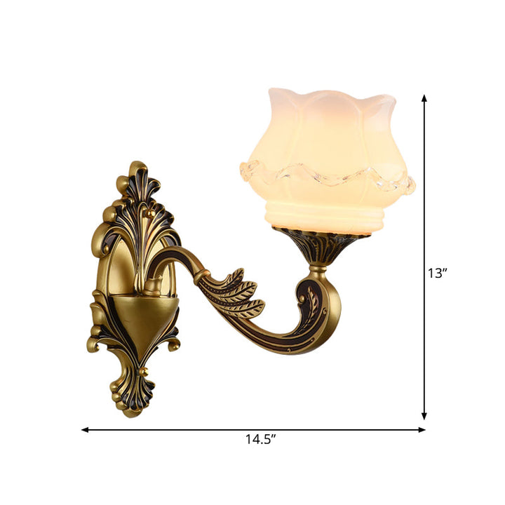 Skørter | Vintage Curved Arm Wall Lighting Idea 1/2-Ball Metal Wall Lamp in Brass with Floral Milk Glass Shade