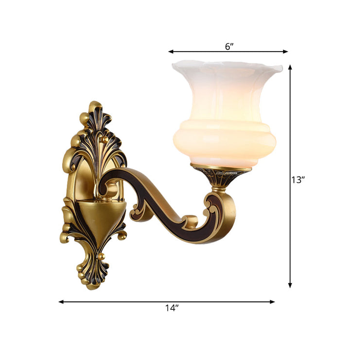 Skørter | Vintage Curved Arm Wall Lighting Idea 1/2-Ball Metal Wall Lamp in Brass with Floral Milk Glass Shade