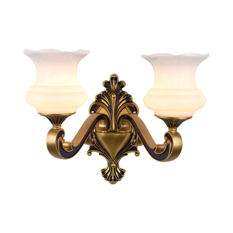 Skørter | Vintage Curved Arm Wall Lighting Idea 1/2-Ball Metal Wall Lamp in Brass with Floral Milk Glass Shade