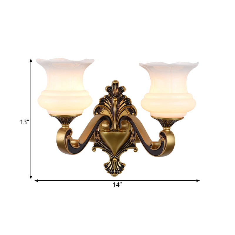 Skørter | Vintage Curved Arm Wall Lighting Idea 1/2-Ball Metal Wall Lamp in Brass with Floral Milk Glass Shade