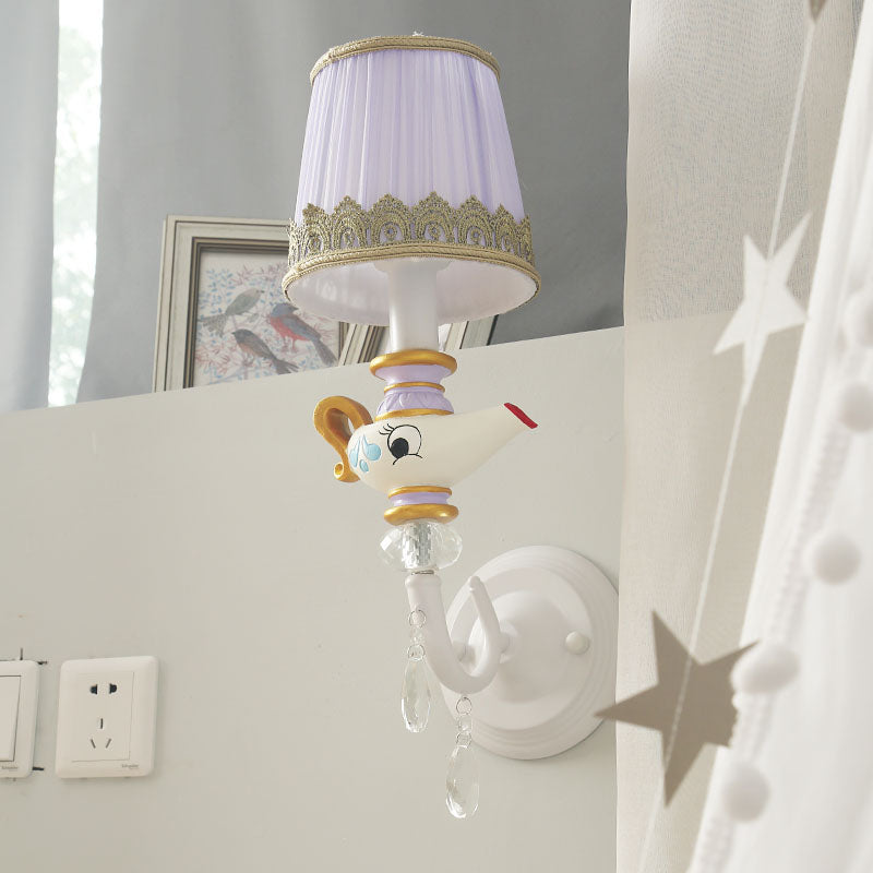 Skørter | 1 Head Indoor Wall Lighting Contemporary White-Gold Wall Lamp with Barrels Fabric Shade and Teapot Deco