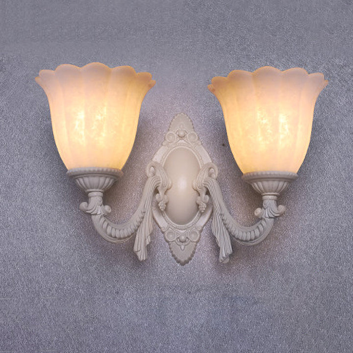 Skørter | Flower white glass wall lamp vintage 1/2 bulb living room wall-mounted lighting with curved arm
