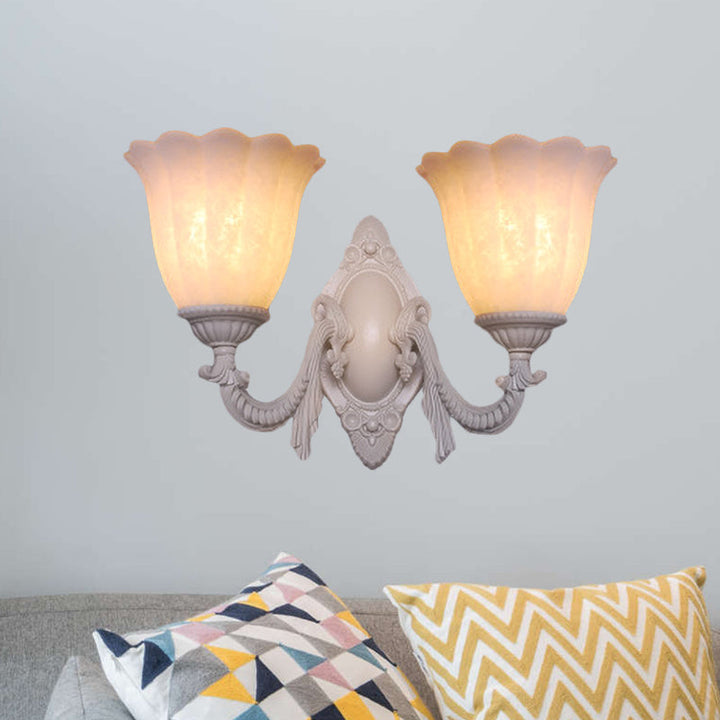 Skørter | Flower white glass wall lamp vintage 1/2 bulb living room wall-mounted lighting with curved arm