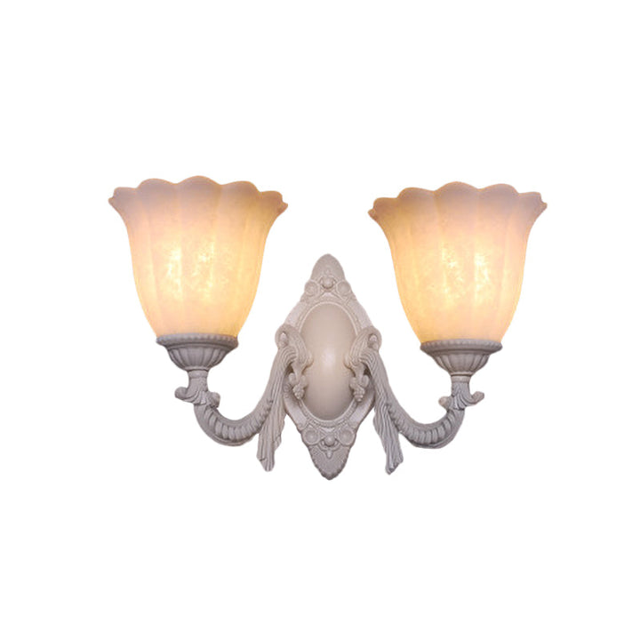 Skørter | Flower white glass wall lamp vintage 1/2 bulb living room wall-mounted lighting with curved arm