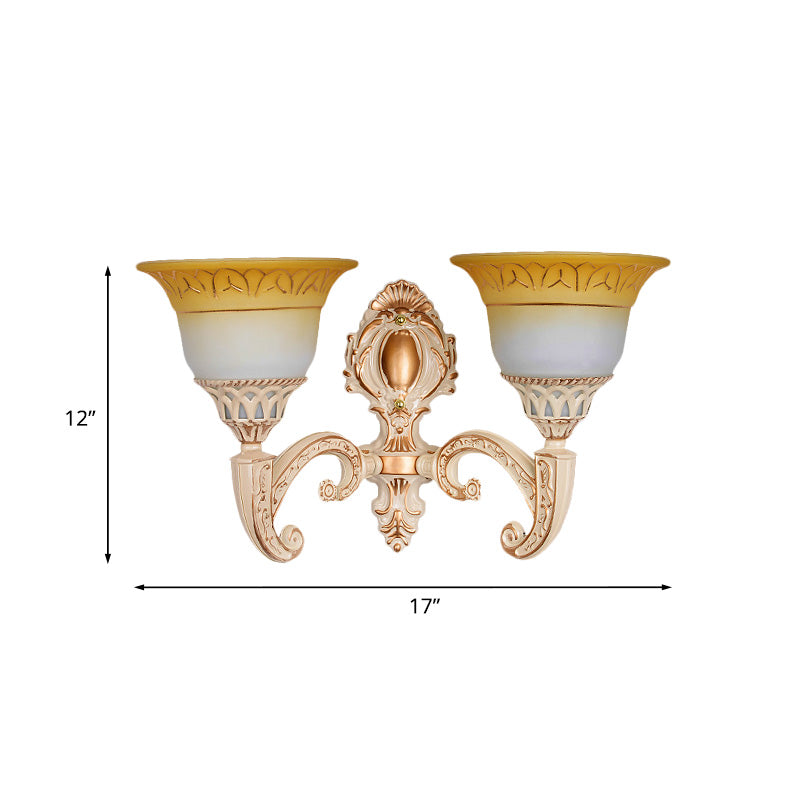 Skørter | Curved Arm Metal Wall Lamp Vintage 1/2-Cup Living Room Wall Lamp with Wide Beige Glass Shade