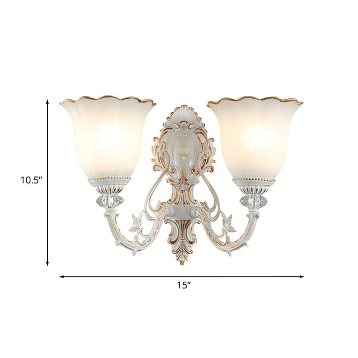 Skørter | Metal Swooping Arm Wall Lamp Retro 2 Lights Bedroom Wall Lamp with Blossom White Glass Shade