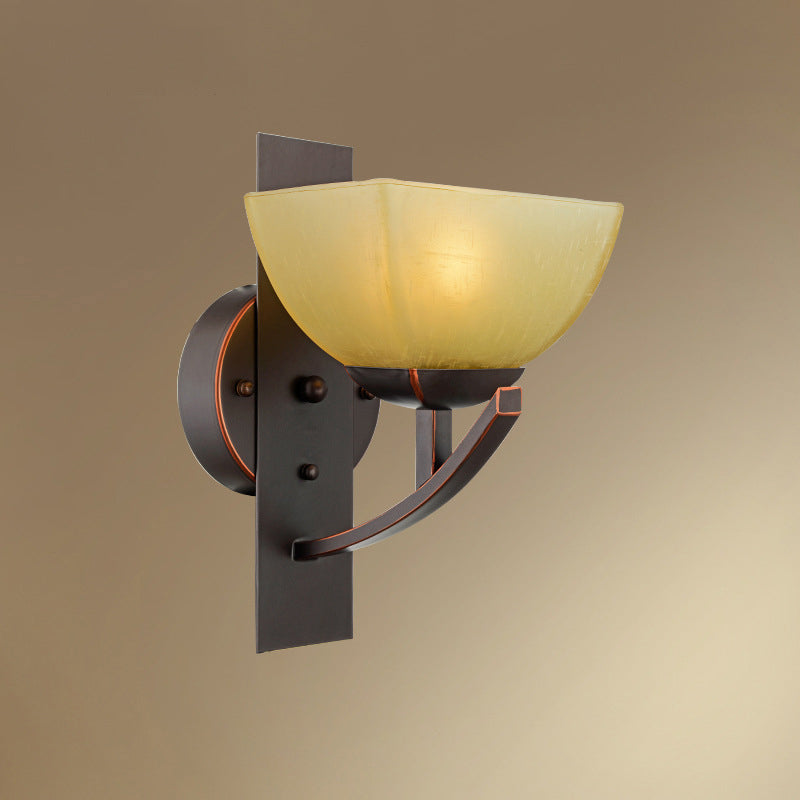 Skørter | Frosted Curved Glass Wall Light Antique 1-Light Living Room Wall Lights Fixture in Black