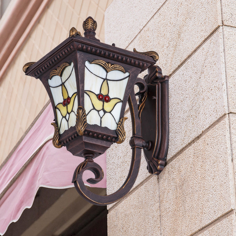 Skørter | Bronze/Rust Red Curved Arm Wall Mounted Light Country Metal 1 Light Courtyard Wall Washer Lighting with Floral Pattern