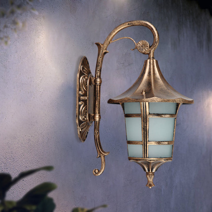 Skørter | Metallic Black/Coffee/Bronze Wall Lamp S-shaped Arm 1 Light Lodge Style Wall Lamp with White Glass Shade