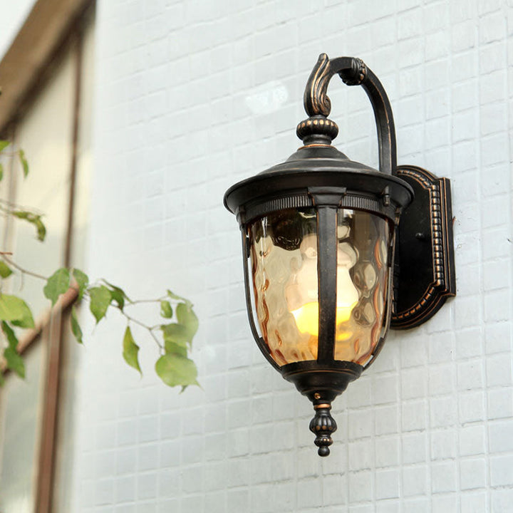 Skørter | Urn Clear Dimple Glass Wall Lamp Country House 1 Light Courtyard Wall Lighting in Black with Curved Arm