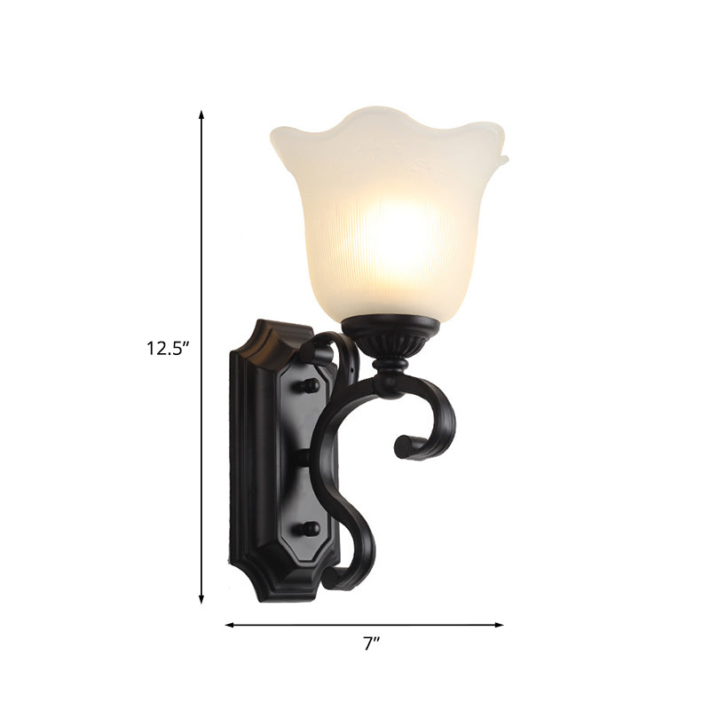 Skørter | Milk Glass Flower Wall Lamp Antique 1-Light Living Room Wall Light Fixture in Black