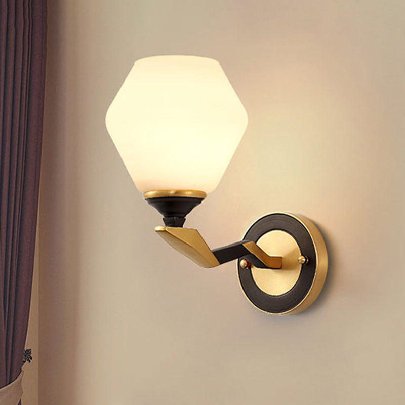 Skørter | 1/2-Bulb Hexagon Wall Lamp Classic Black and Gold Made of Frosted Glass Wall Lighting Fixture