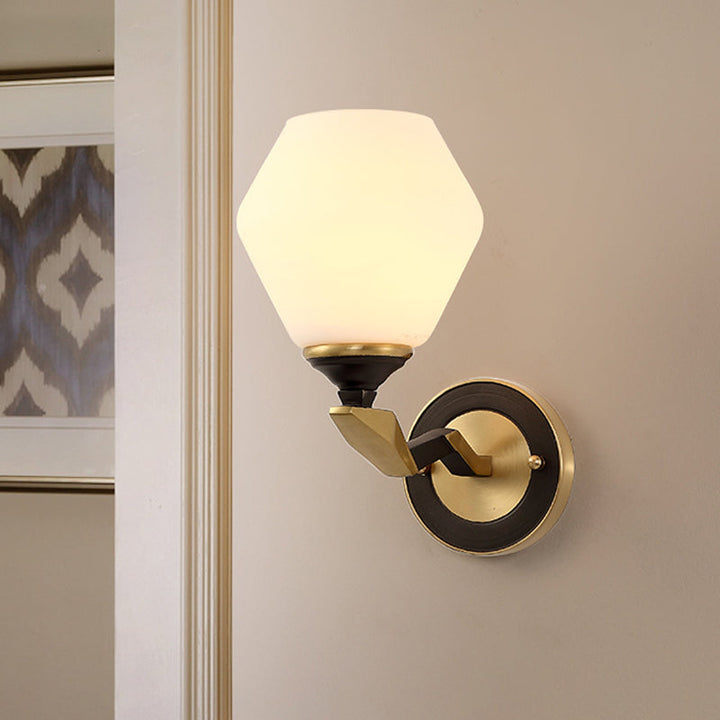 Skørter | 1/2-Bulb Hexagon Wall Lamp Classic Black and Gold Made of Frosted Glass Wall Lighting Fixture