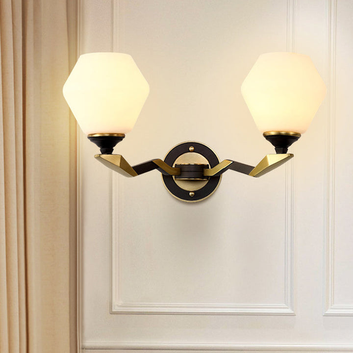 Skørter | 1/2-Bulb Hexagon Wall Lamp Classic Black and Gold Made of Frosted Glass Wall Lighting Fixture