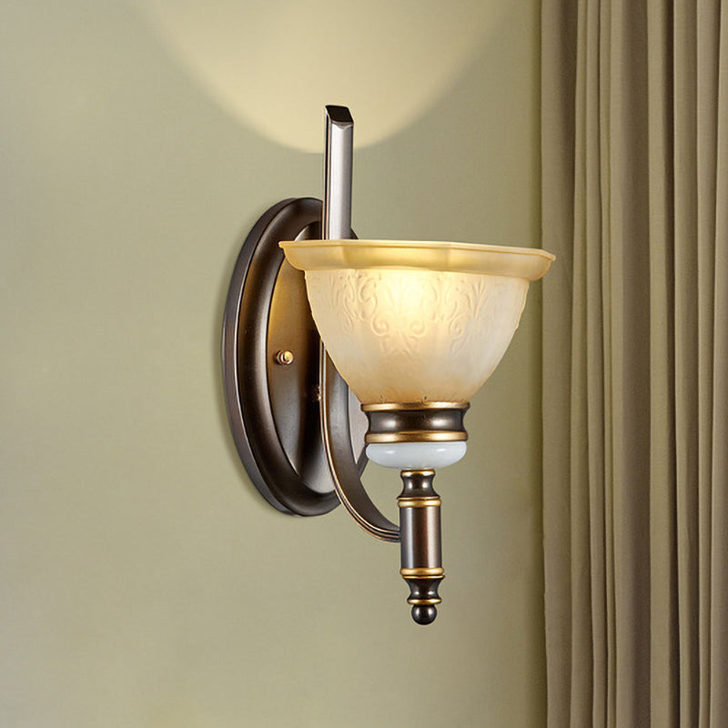 Skørter | Curvy Arm Frosted Glass Wall Light Traditionalism 1/2-Bulb Living Room Wall Mounted Lamp in Black