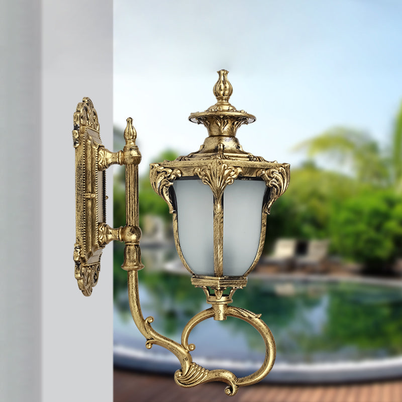 Skørter | Scrolling Am Metal Wall Lamp Rustic 1 Bulb Outdoor Wall Light with Opal Glass Shade in Brass/Coffee